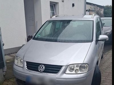 Gebraucht VW Touran 119 PS (87 kW) 2004 Silber Van / Kleinbus