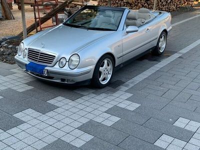 gebraucht Mercedes CLK320 Cabrio