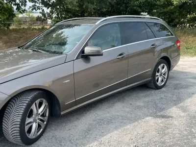 Gebraucht Mercedes E350 Avantgarde 231 PS (169 kW) 2010 Gold Kombi