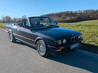 Gebraucht BMW 325 Cabriolet Performance 170 PS (125 kW) 1989 Schwarz Cabrio