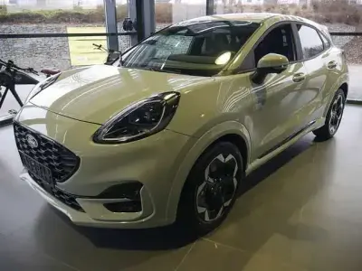 Gebraucht Ford Puma ST-Line X 155 PS (114 kW) 2025 Cactus gray SUV