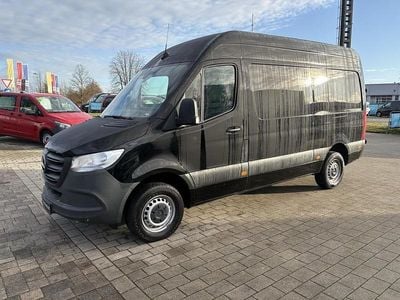 Tiefschwarz Gebraucht 2022 Mercedes Sprinter Van | 34.950 € (Fairer Preis)