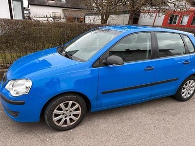 Gebraucht VW Polo 69 PS (50 kW) 2005 Blau Kleinwagen