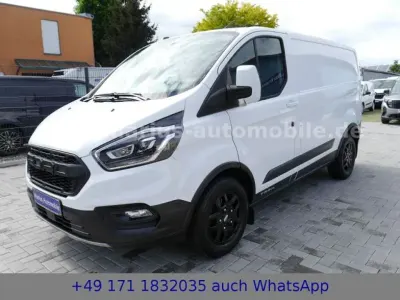Gebraucht Ford 300 131 PS (96 kW) 2022 Weiß Van