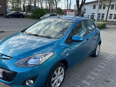 Second-hand Mazda 2 Center-Line 75 CP (55 kW) 2011 Albastru Hatchback