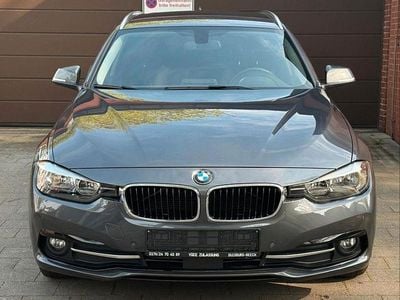 Gebraucht BMW 318 Advantage 136 PS (100 kW) 2016 Grau Kombi