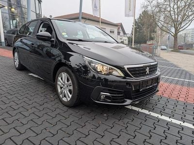 Gebraucht Peugeot 308 SW Active 131 PS (96 kW) 2020 Schwarz (schwarz perla nera) Kombi