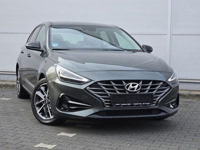 Grau Gebraucht 2021 Hyundai i30 Edition 30+ Limousine | 14.799 € (Fairer Preis)