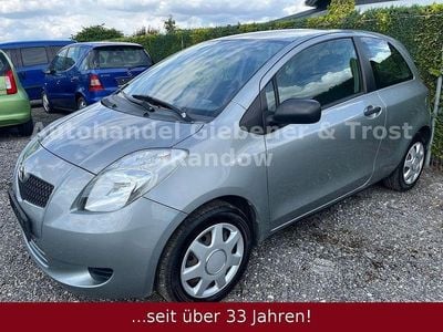 Gebraucht Toyota Yaris Cool 69 PS (50 kW) 2006 Silber Kleinwagen