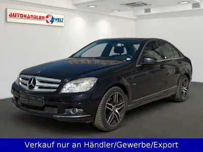 Gebraucht Mercedes C180 156 PS (114 kW) 2009 Schwarz Limousine
