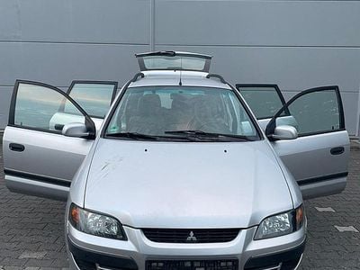 Silber Gebraucht 2003 Mitsubishi Space Star Limousine | 799 €
