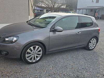 Gebraucht VW Golf VI Team 160 PS (117 kW) 2011 Grau Kleinwagen