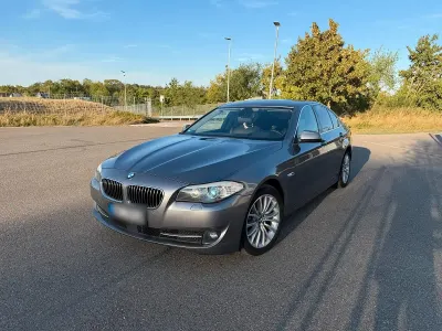 Gebraucht BMW 530 245 PS (180 kW) 2010 Grau Limousine