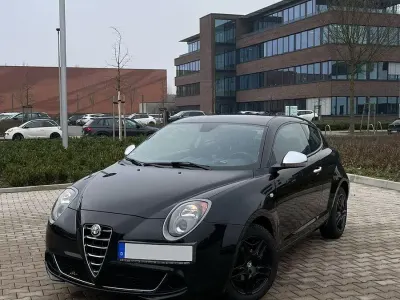 Second-hand Alfa Romeo MiTo 77 CP (56 kW) 2014 Negru Hatchback