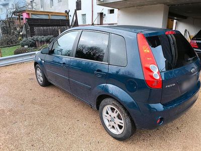 Usata Ford Fiesta 69 CV (50 kW) 2008 Blu Utilitaria