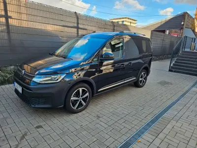 Gebraucht VW Caddy PanAmericana 114 PS (83 kW) 2023 Schwarz Van / Kleinbus