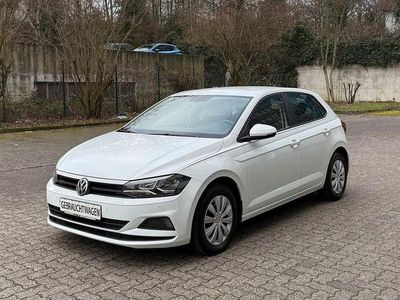 Weiß Gebraucht 2019 VW Polo Trendline Limousine | 8.450 €