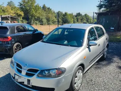 Gebraucht Nissan Almera Acenta 116 PS (85 kW) 2002 Silber Limousine