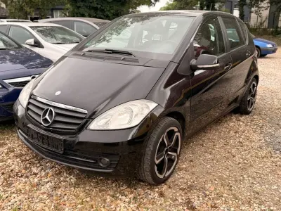 Gebraucht Mercedes A180 109 PS (80 kW) 2009 Schwarz Limousine