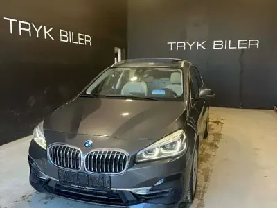 Brugt BMW 225 Active Tourer Luxury Line 136 HK (100 kW) 2020 Grå MPV