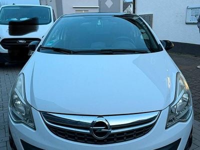 Gebraucht Opel Corsa Color Edition 101 PS (74 kW) 2011 Weiß Kleinwagen
