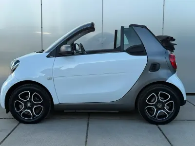 Gebraucht Smart ForTwo Cabrio 71 PS (52 kW) 2016 Weiß Cabrio