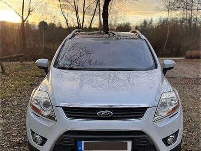 Weiß Gebraucht 2009 Ford Kuga Titanium SUV | 7.250 € (Fairer Preis)