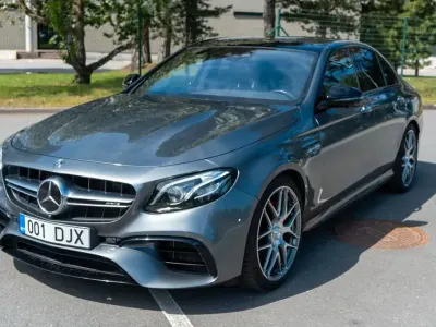 Gebraucht Mercedes E63S AMG AMG 612 PS (450 kW) 2020 Grau Limousine