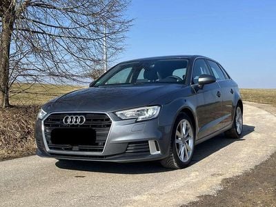 Usata Audi A3 Design 150 CV (110 kW) 2018 Grigio Berlina