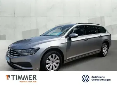 Gebraucht VW Passat Conceptline 150 PS (110 kW) 2022 Silber Limousine