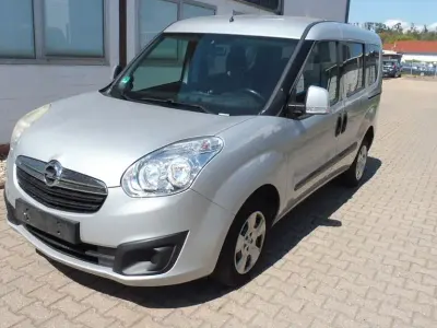 Gebraucht Opel Combo 95 PS (69 kW) 2016 Grau Van / Kleinbus
