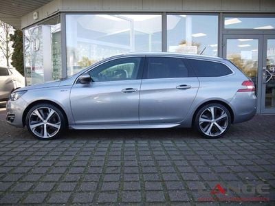 Gebraucht Peugeot 308 Allure 131 PS (96 kW) 2017 Lack grau artense/metalliclac Kombi