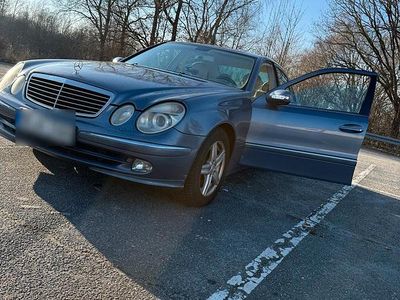 Gebraucht Mercedes 200 122 PS (89 kW) 2004 Blau Limousine