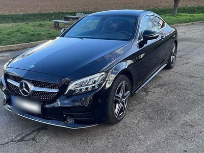 Gebraucht Mercedes C180 AMG line 156 PS (114 kW) 2018 Schwarz Coupé