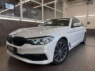 Gebraucht BMW 520 Sport Line 184 PS (135 kW) 2019 Weiß metallic Kombi