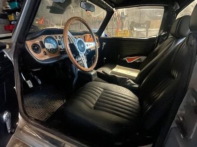 Silber Gebraucht 1969 Triumph TR6 Cabrio | 5.555 €