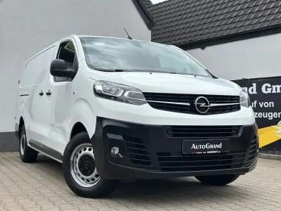 Gebraucht Opel Vivaro-e Combi Edition 122 PS (89 kW) 2020 White jade Van / Kleinbus