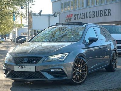 Second-hand Seat Leon ST 4Drive 300 CP (220 kW) 2017 Gri Break