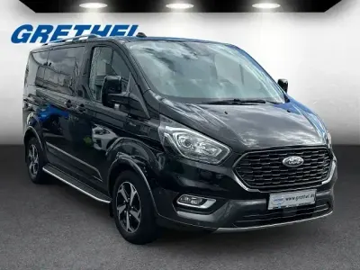Second-hand Ford Tourneo Custom Active 150 CP (110 kW) 2023 Negru Van