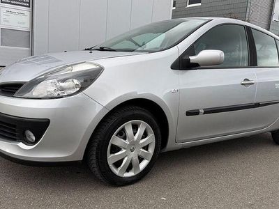 Usata Renault Clio III 79 CV (58 kW) 2007 Grigio Berlina