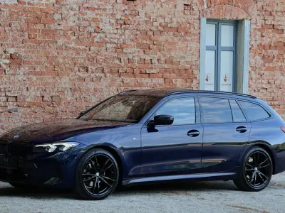Gebraucht BMW 320 M Sport 190 PS (139 kW) 2024 Blau Limousine