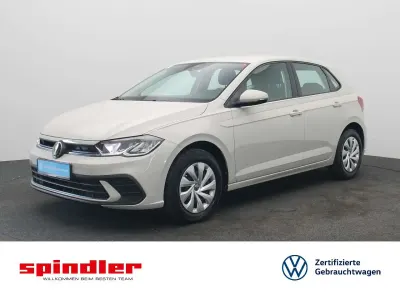 Gebraucht VW Polo Life 80 PS (58 kW) 2024 Ascotgrau Kleinwagen