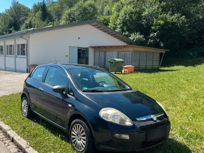Gebraucht Fiat Punto Evo 65 PS (47 kW) 2010 Blau Kleinwagen