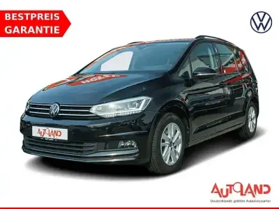 Gebraucht VW Touran Comfortline 150 PS (110 kW) 2023 Schwarz Van / Kleinbus