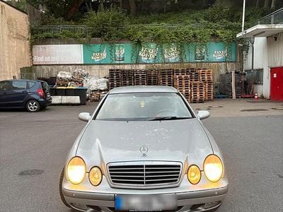 Mercedes CLK320