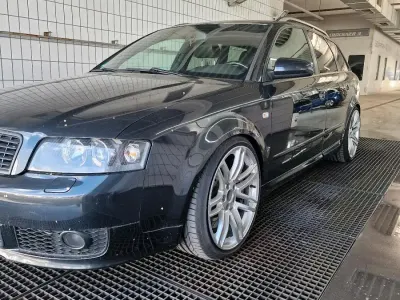 Gebraucht Audi A4 Basis 381 PS (280 kW) 2004 Schwarz Kombi