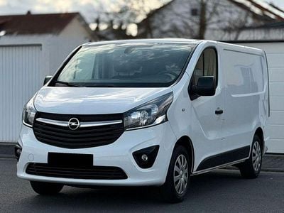Gebraucht Opel Vivaro 125 PS (91 kW) 2018 Weiß Van / Kleinbus