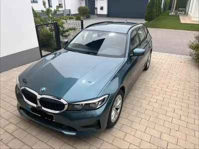 Gebraucht BMW 318 Advantage 150 PS (110 kW) 2021 Blau Kombi