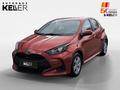 Gebraucht Toyota Yaris Hybrid Comfort 116 PS (85 kW) 2023 Orange metallic Limousine