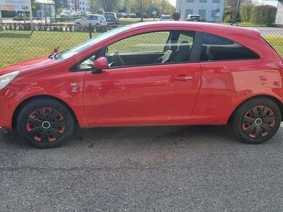 Usata Opel Corsa Eco 69 CV (50 kW) 2010 Rosso Utilitaria